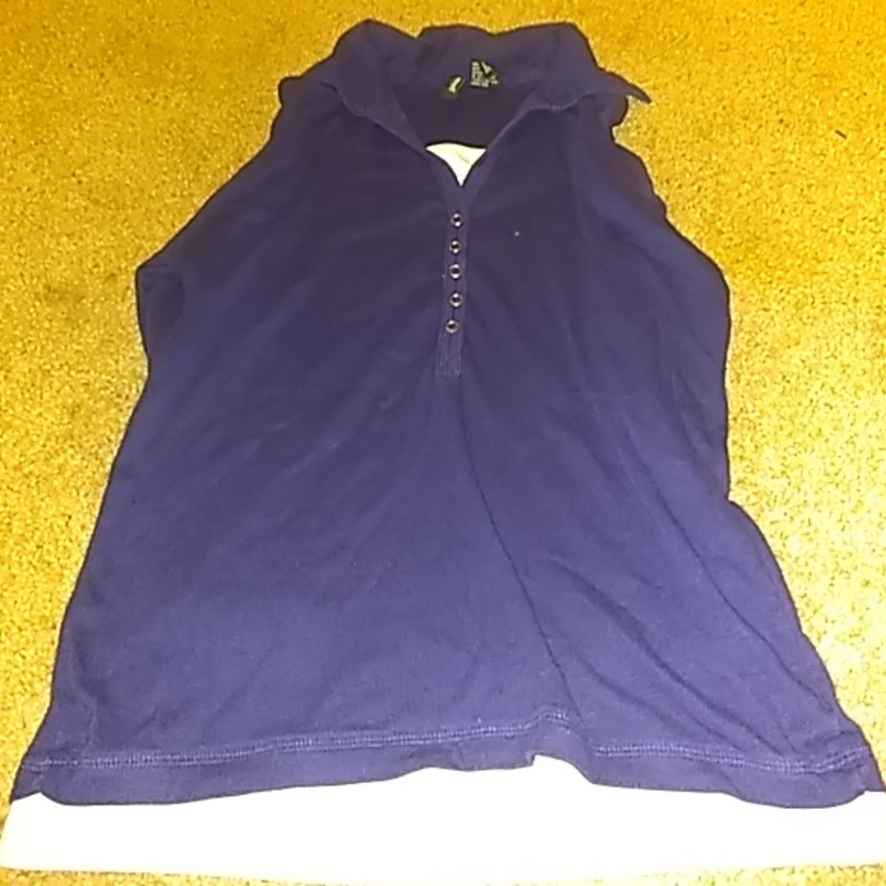 Shirt .